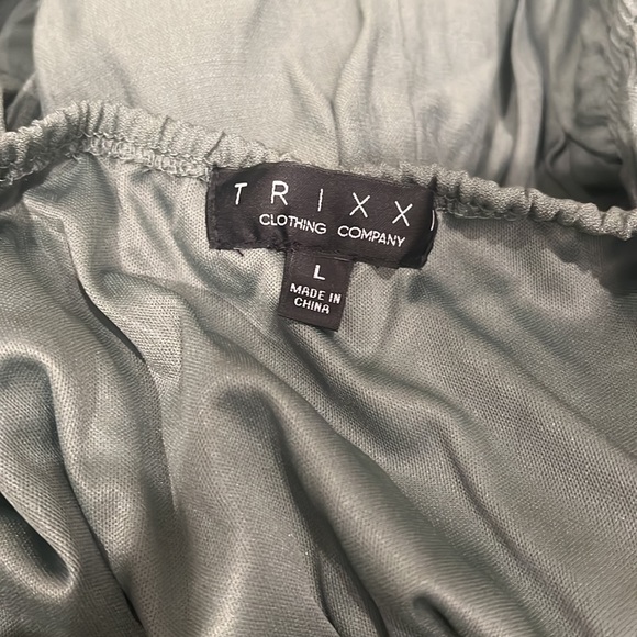 NWT Trixxi Women Green Dress - Picture 4 of 5